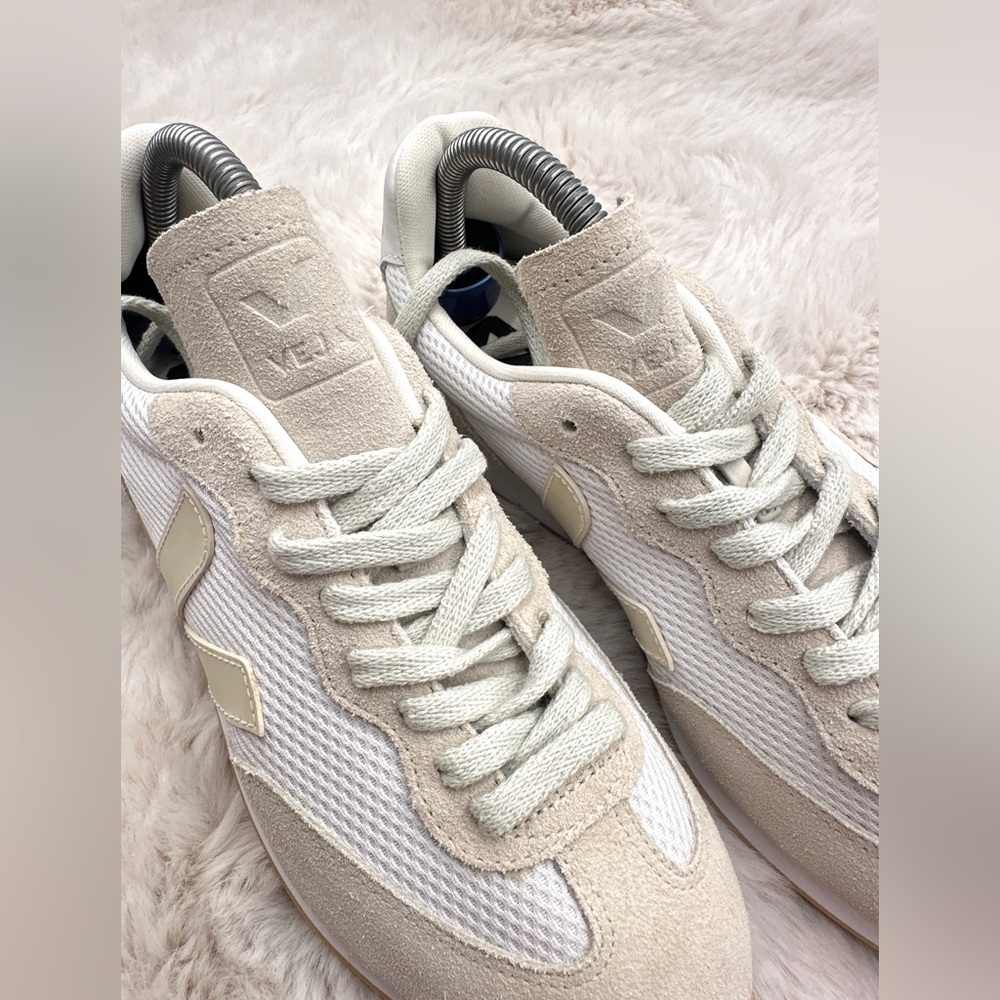 Veja Rio Branco Sneakers white mesh Suede Pierre / Natural Anthropologie 8 - Picture 14 of 16